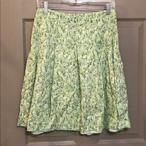 ✨ Green floral skirt